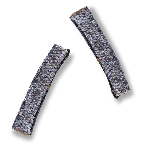 Marly & Dan Salmon Skin Omega-3 pentru Câini, 60 g – Gustare Naturală din 100% Piele de Somon pentru Piele, Blană, Articulații și Igienă Dentară